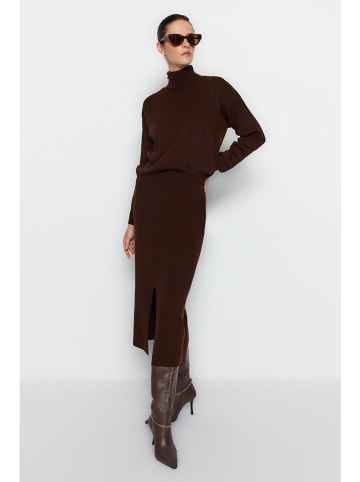 trendyol 2-delige outfit donkerbruin