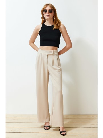 trendyol Marlenehose in Sand