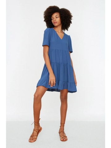 trendyol Kleid in Blau