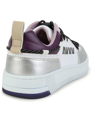 DKNY Sneakers in Lila
