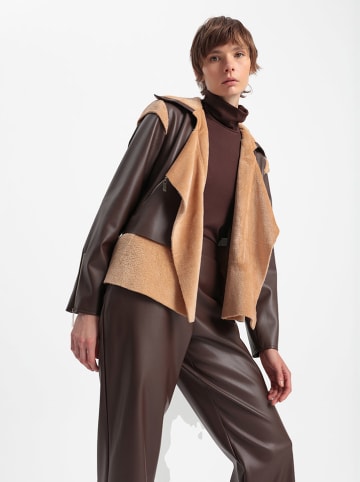 BGN Tussenjas donkerbruin/camel