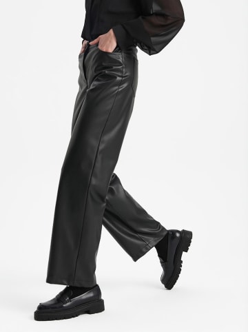 BGN Kunstleren broek zwart