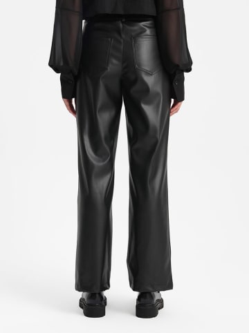 BGN Kunstlederhose in Schwarz