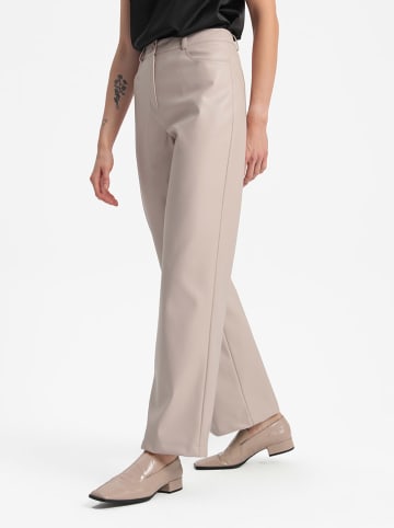 BGN Kunstleren broek zandkleurig