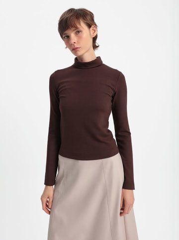 BGN Longsleeve in Dunkelbraun