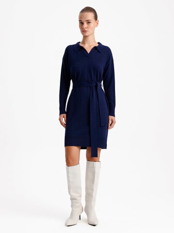 BGN Strickkleid in Dunkelblau