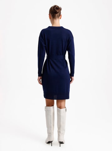 BGN Strickkleid in Dunkelblau