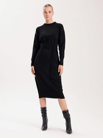 BGN Strickkleid in Schwarz