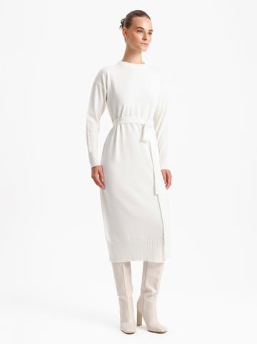 BGN Strickkleid in Creme