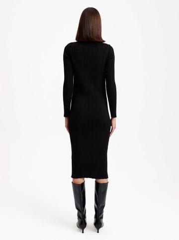 BGN Strickkleid in Schwarz