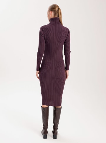 BGN Strickkleid in Pflaume