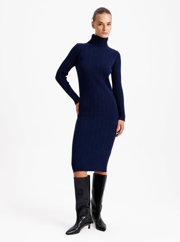 BGN Strickkleid in Dunkelblau