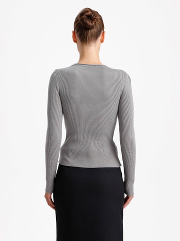 BGN Pullover in Grau