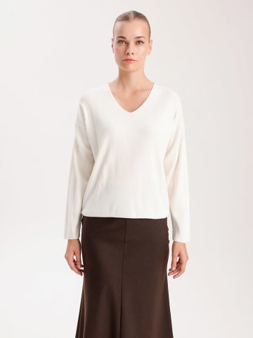 BGN Sweter w kolorze kremowym