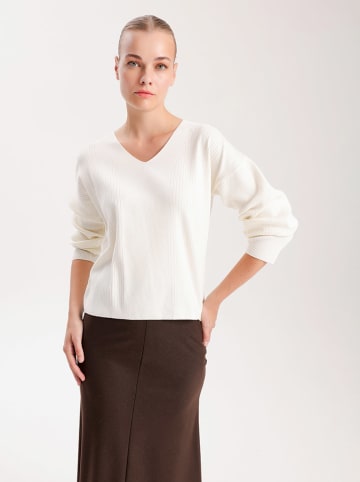 BGN Pullover in Creme