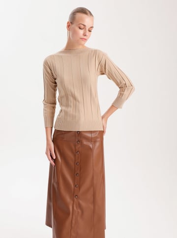 BGN Sweter w kolorze beżowym