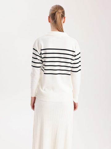 BGN Pullover in Creme/ Schwarz