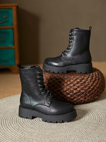 Sixth Sens Boots in Schwarz