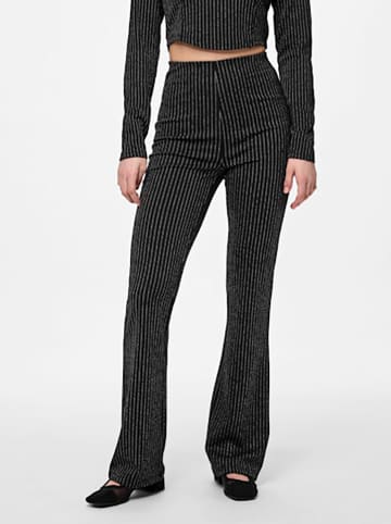 Pieces Legginsy w kolorze czarnym