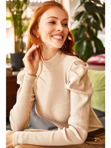 Olalook Longsleeve in Beige