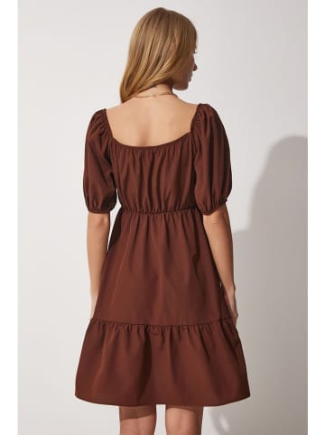 Happiness Istanbul Kleid in Dunkelbraun