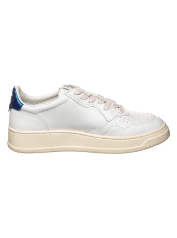 AUTRY Skórzane sneakersy "Medalist Low" w kolorze biało-niebieskim