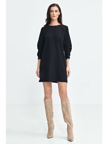 Nife Kleid in Schwarz