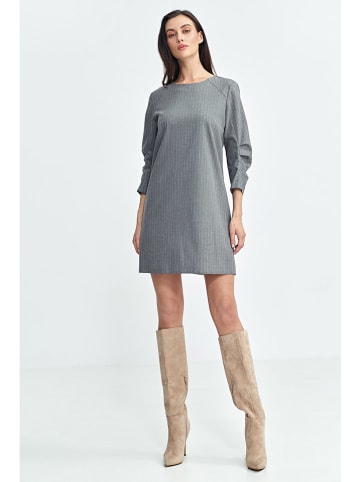 Nife Kleid in Grau