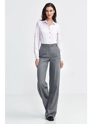 Nife Hose in Grau