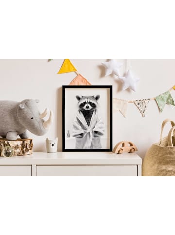 Folkifreckles Ingelijste kunstdruk "Racoon Bath" - (B)30 x (H)40 cm