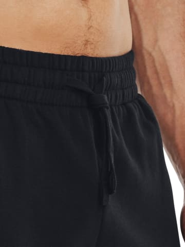 Under Armour Sweathose "Rival" in Schwarz