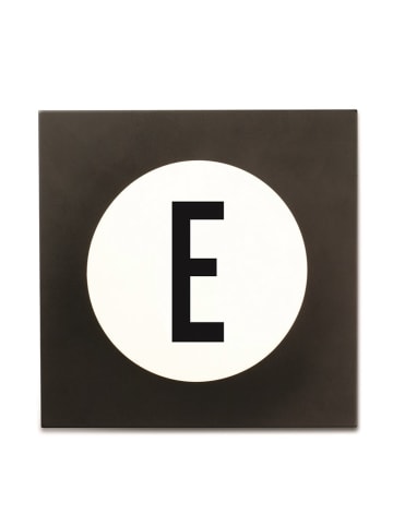 Design Letters Haczyk ścienny "E" w kolorze czarnym - 9 x 14 cm