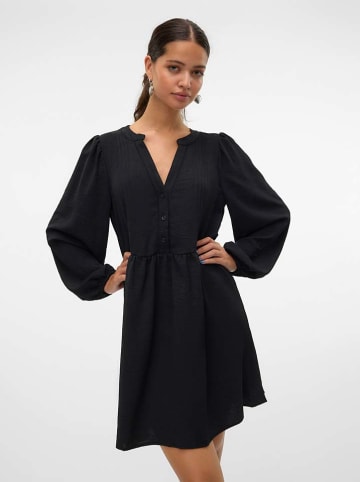 Vero Moda Sukienka w kolorze czarnym
