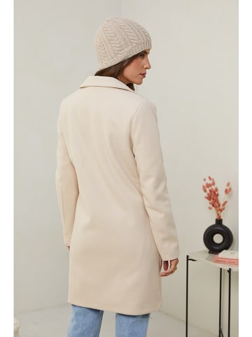 L'armoire de Suzette Übergangsmantel in Creme