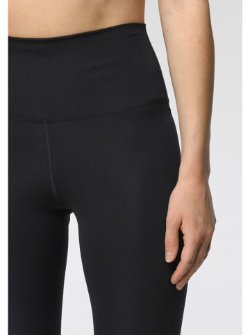 Nike Legginsy sportowe w kolorze czarnym