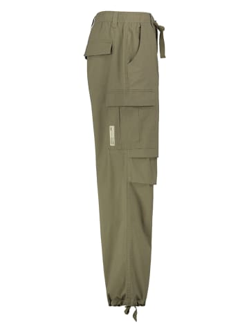 Sublevel Cargohose in Khaki