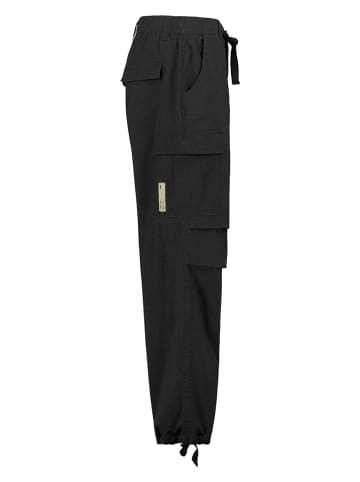 Sublevel Cargohose in Schwarz