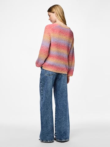 Pieces Pullover in Bunt