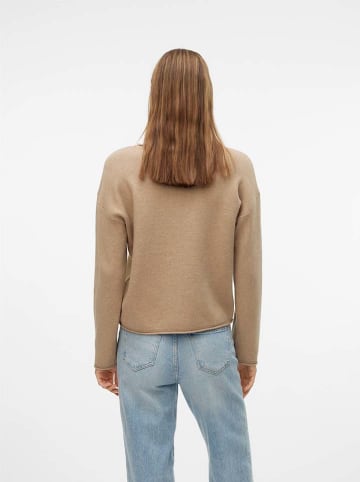 Vero Moda Sweter "Gold" w kolorze beżowym
