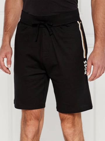 Hugo Boss Sweatshorts in Schwarz