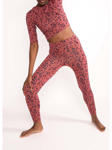 Blutsgeschwister Trainingsshirt "Ocean Saving Karma Breeze" in Pink