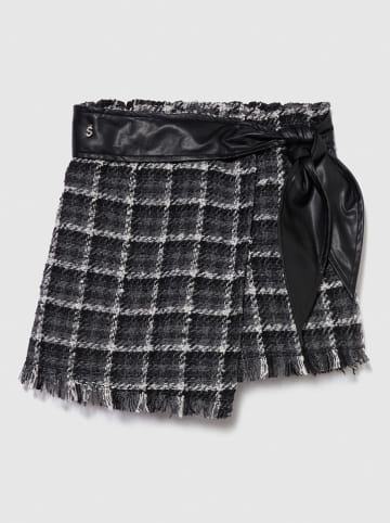 Sisley Shorts in Schwarz/ Weiß