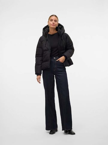 Vero Moda Kurtka pikowana w kolorze czarnym