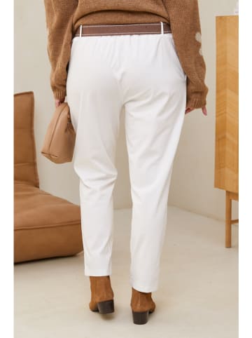 Curvy Lady Hose in Weiß