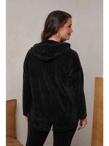 Curvy Lady Sweatjacke in Schwarz