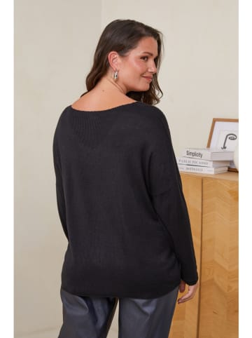 Curvy Lady Pullover in Schwarz