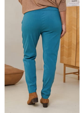 Curvy Lady Hose in Blau