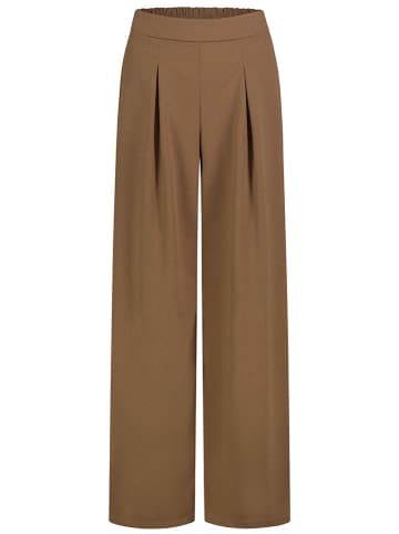 Sublevel Hose in Camel