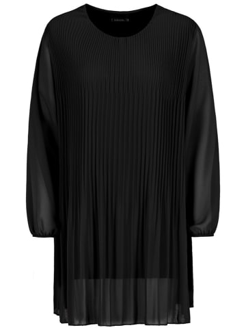 Sublevel Plisseekleid in Schwarz