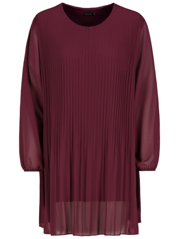 Sublevel Plisseekleid in Bordeaux